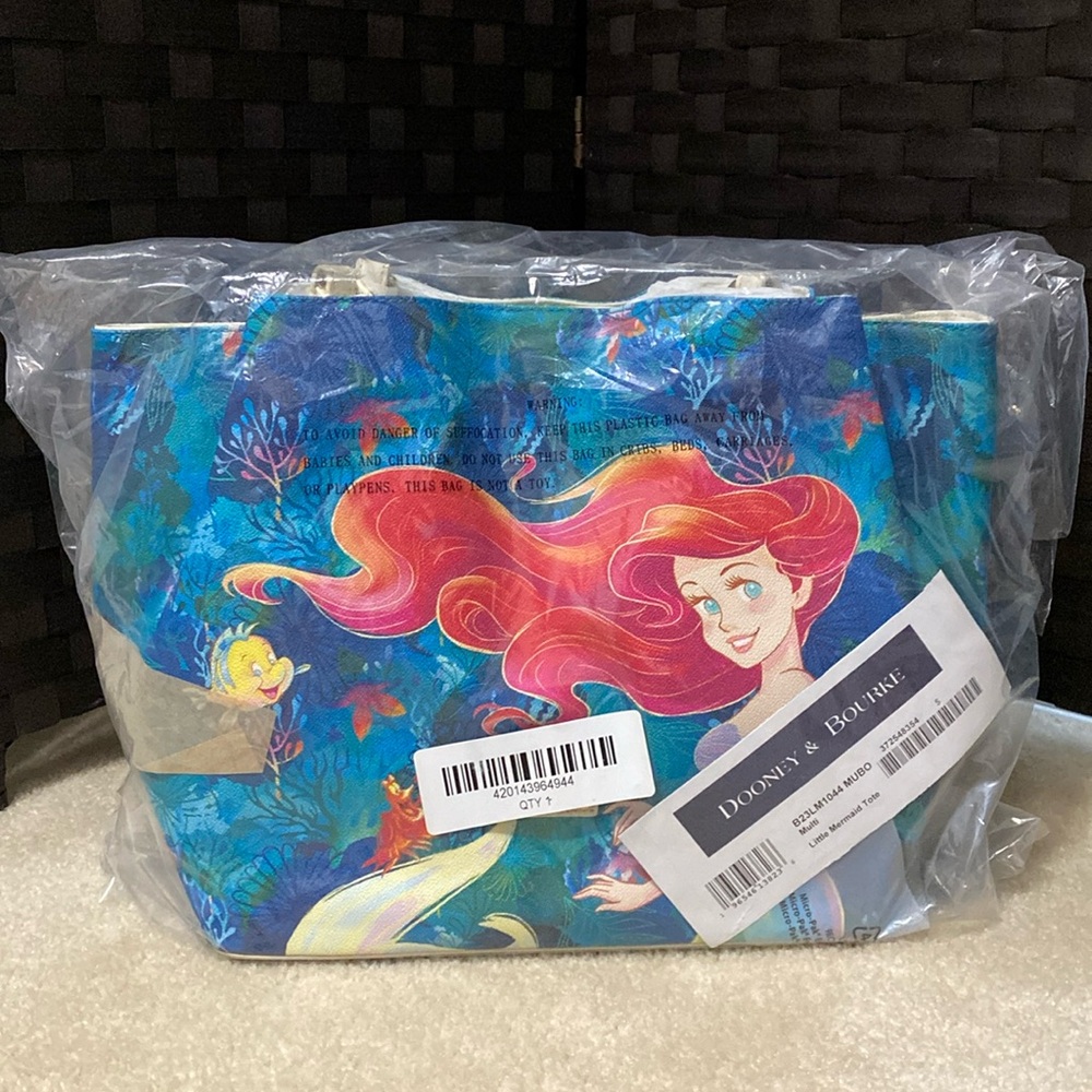 Dooney and Bourke Ariel Tote